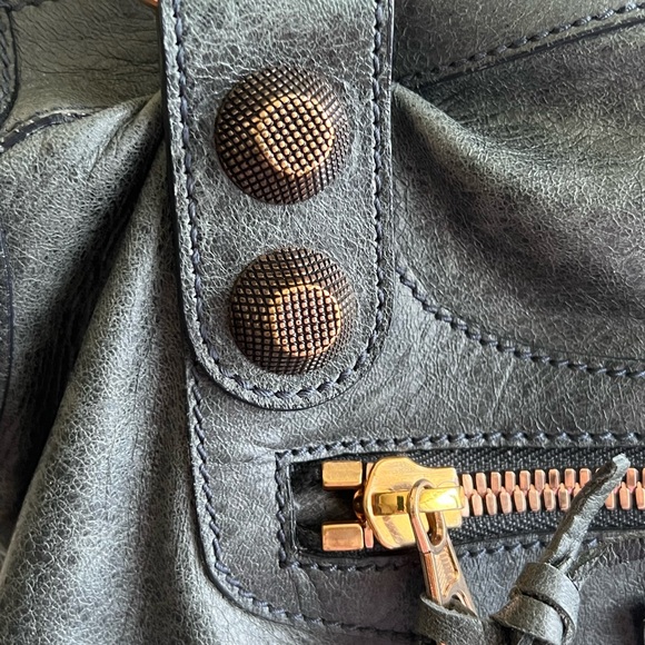 🩷BALENCIAGA Giant 21 Agneau Leather Work Bag GUC!🩷 MAKE ME AN OFFER! - Picture 6 of 16